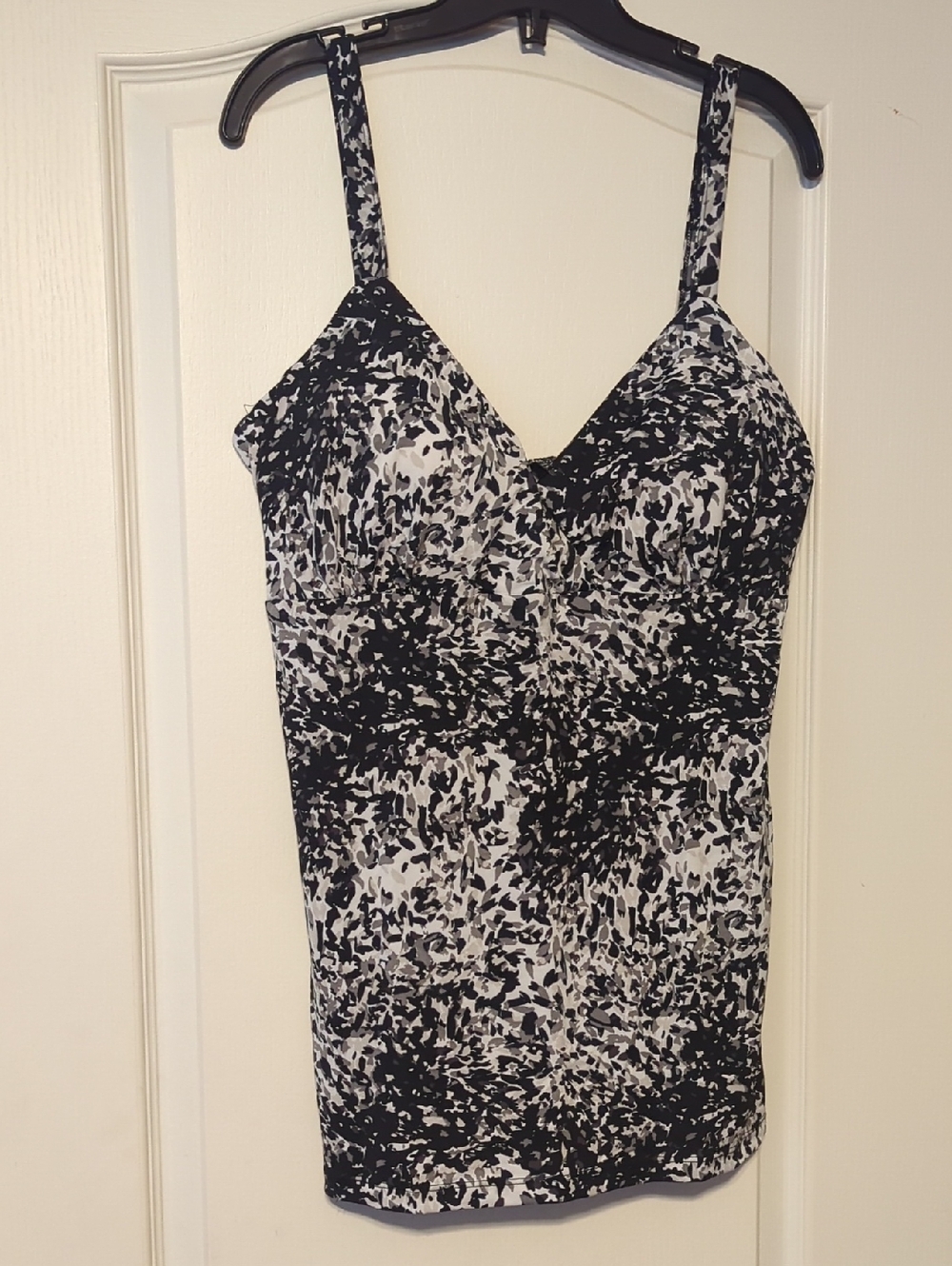 George Black and White Printed Camisole Tank